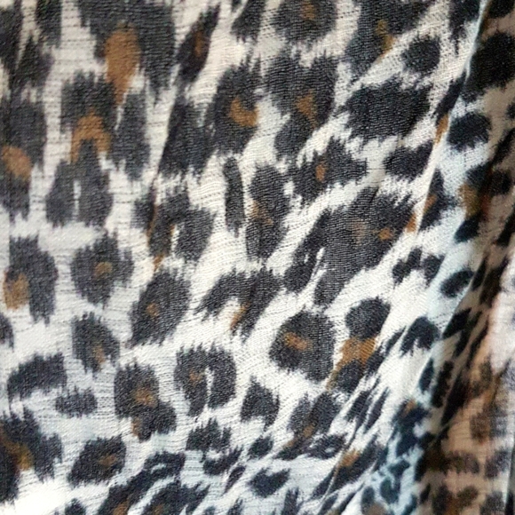 4 for $25 - Fashion scarf - Picture 3 of 3